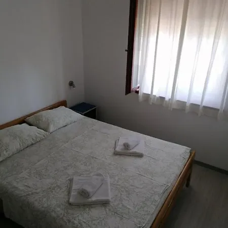Apt Mari - Close To Sea & Parking