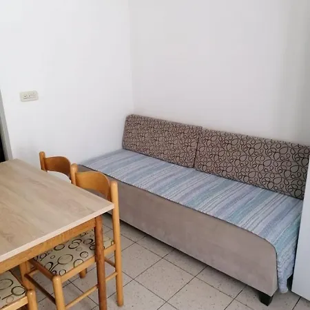Apt Mari - Close To Sea & Parking *