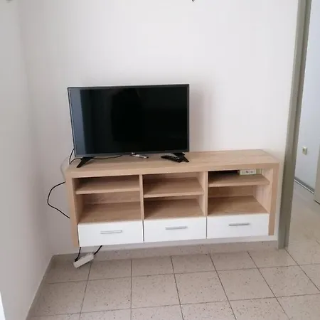 Apt Mari - Close To Sea & Parking